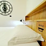 Steam House & Breakfast 4* Болонья