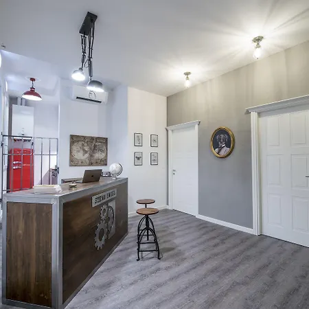 Steam House & Breakfast Guest house