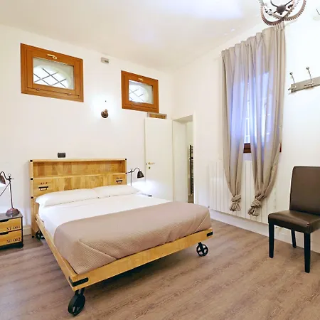 Steam House & Breakfast Guest house