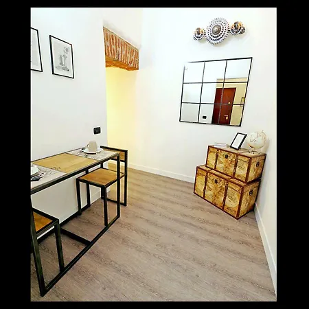 Steam House & Breakfast Болонья