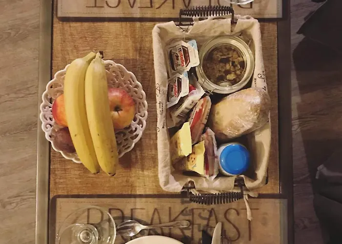 Steam House & Breakfast